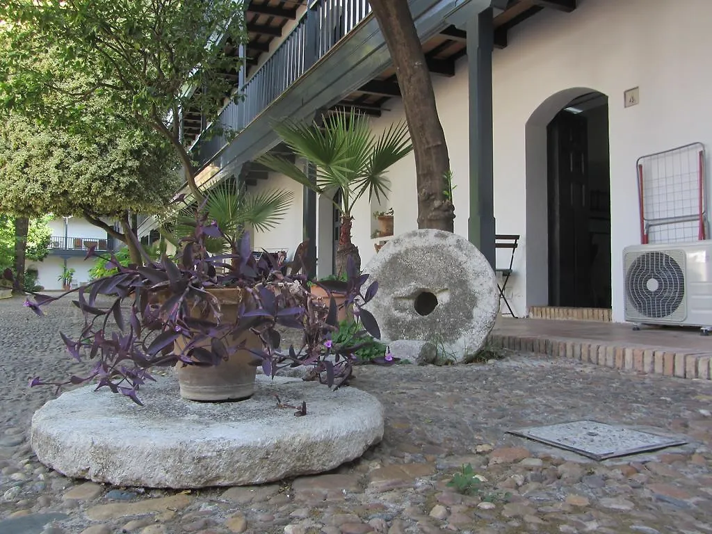 Monumento S.Xvi Corralas Seville Apartment